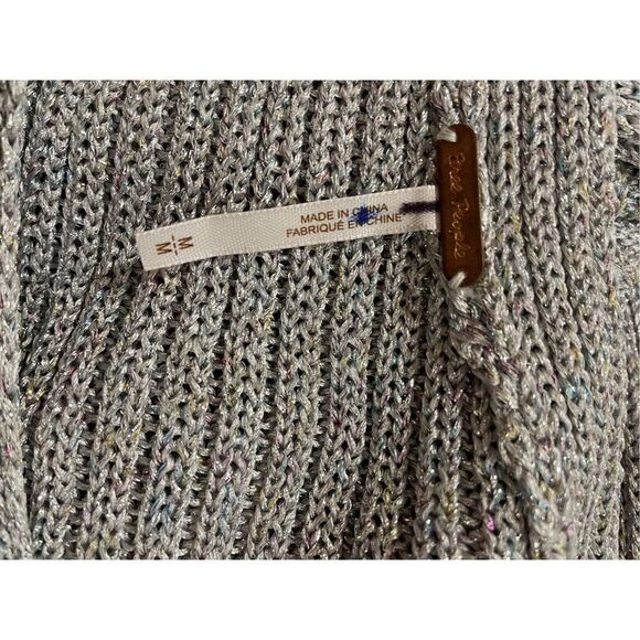 Free People Logan Sweater Size M - Picture 8 of 8